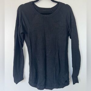 Lululemon knit sweater. Size 6.